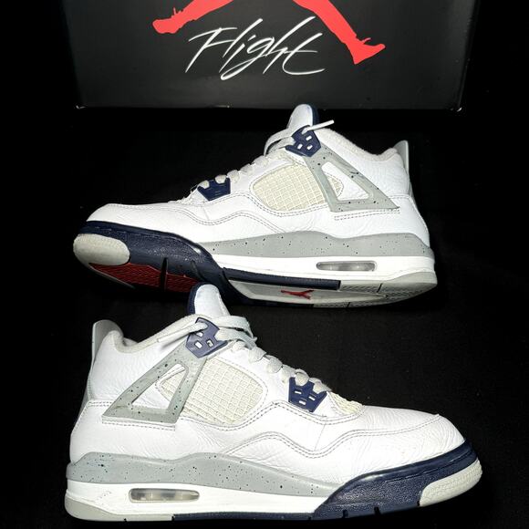 Size 7 - Nike Air Jordan 4 Retro GS Midnight Navy 2022 Shoes - Picture 3 of 10